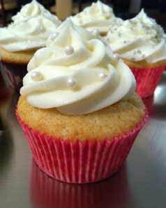 Champagne Strawberry Cupcakes