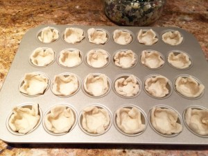 Mini Spinach Artichoke Cups