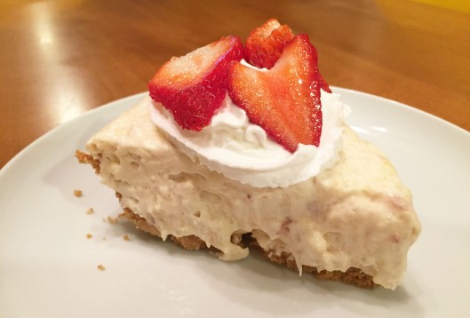 No Bake Strawberry Pineapple Pie